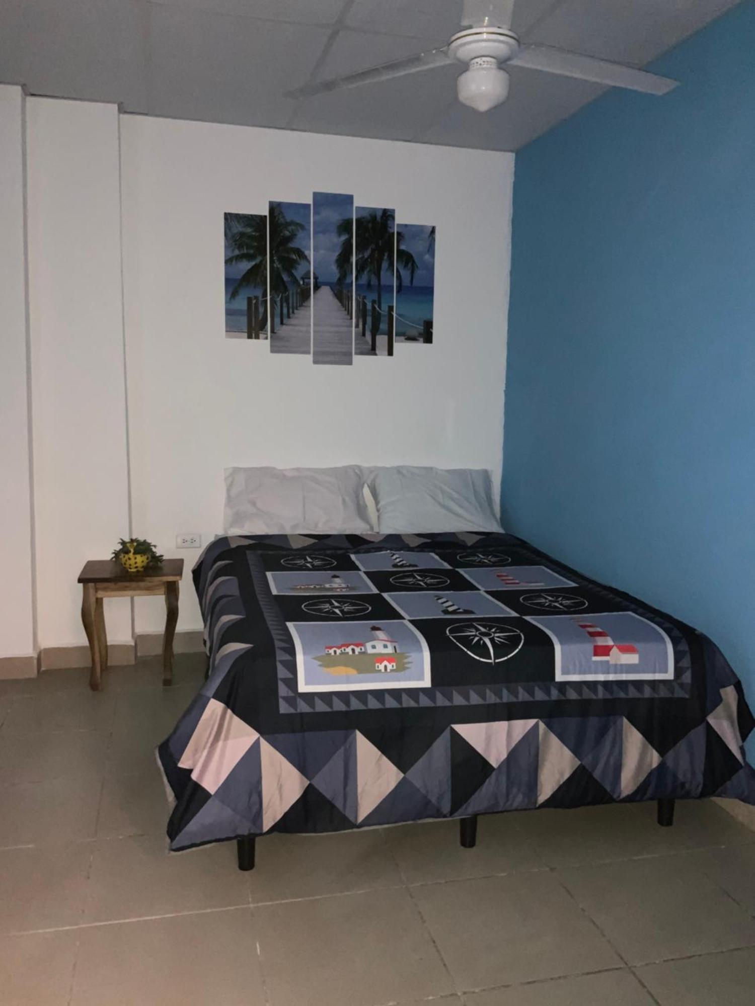 La Dolce Vita Francophone Esteli Luaran gambar