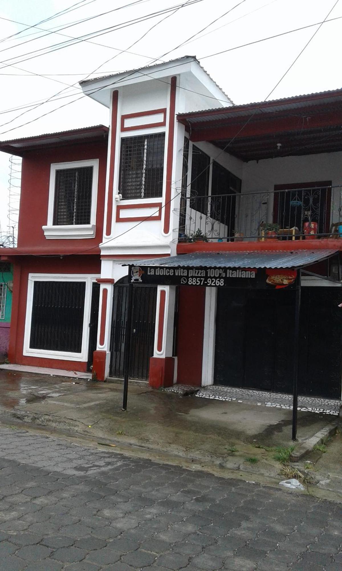 La Dolce Vita Francophone Esteli Luaran gambar